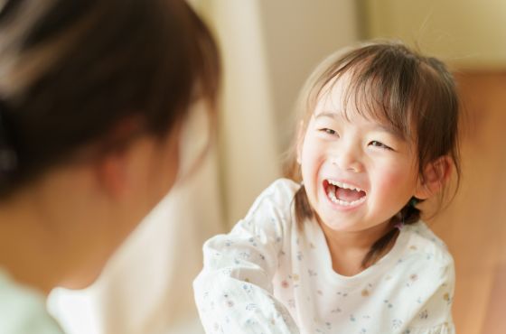 笑っている子ども