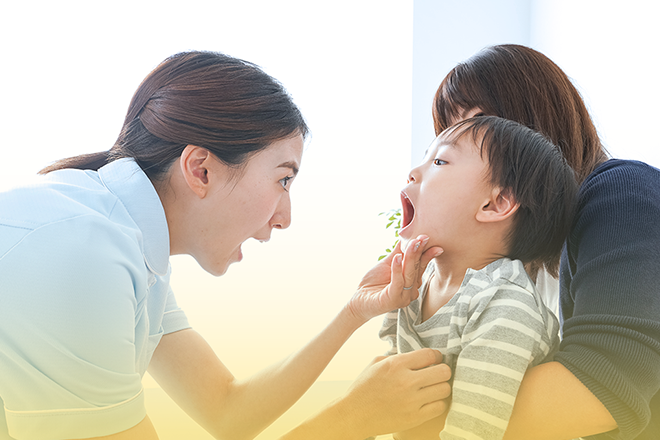 子どもの歯の診察